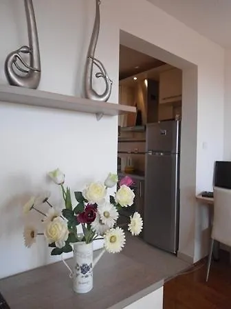 Diana Apartment *